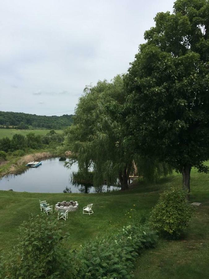 The Willow Tree Inn B&B クーパーズタウン エクステリア 写真